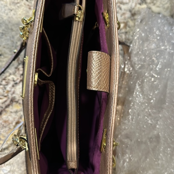 Anne Kline Rose Gold purse -New - Picture 5 of 5